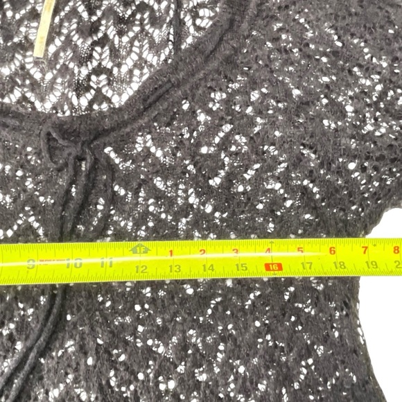 Free People Women's Black Wool Blend Loose Knit Crochet Top Size Medium - Picture 8 of 9